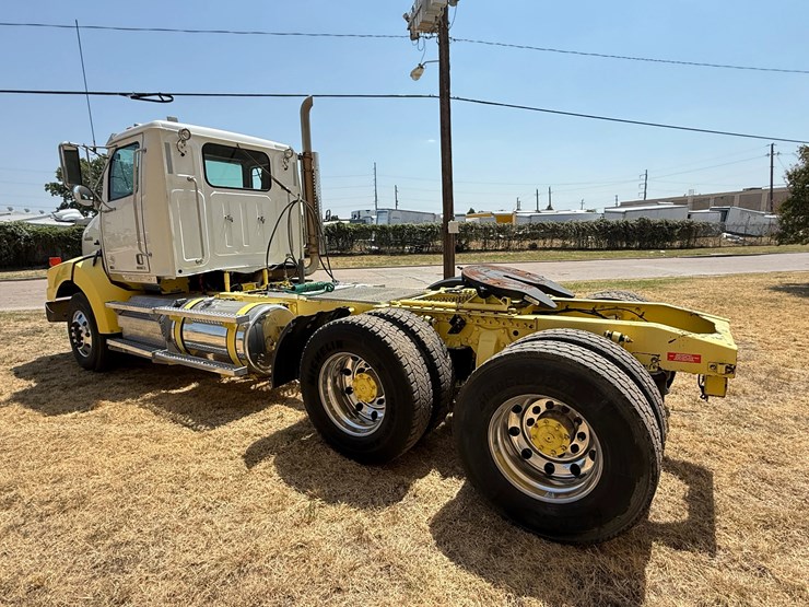2015-western-star-4900-image-8