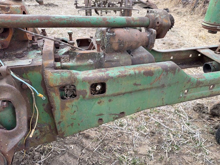 john-deere-b-image-23