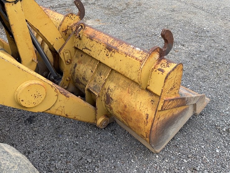 caterpillar-416c-image-4