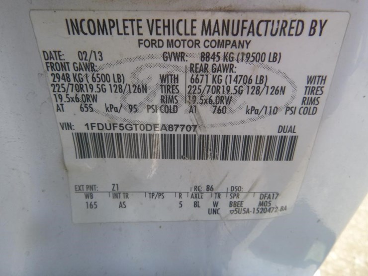 2013-ford-f550-image-23