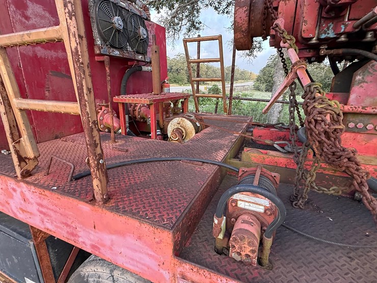 2004-western-star-4900-image-12