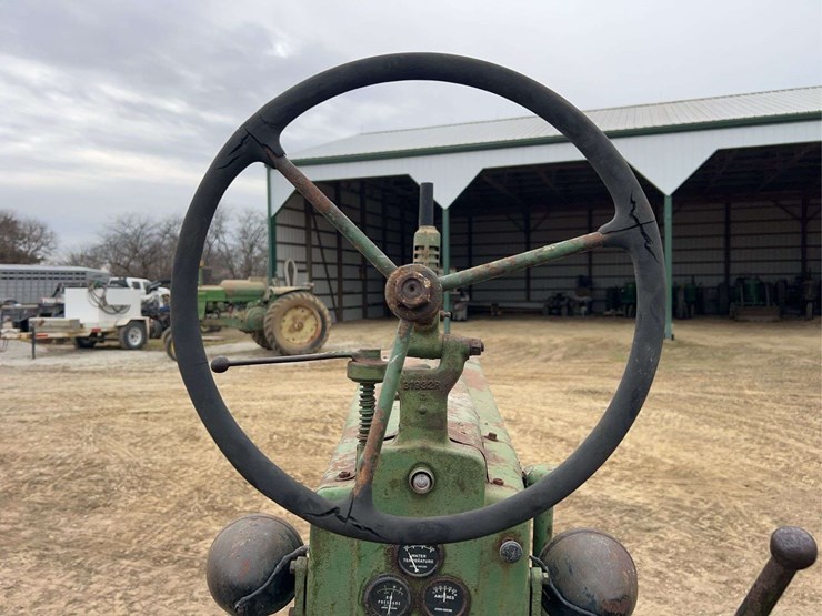 john-deere-model-b-image-37