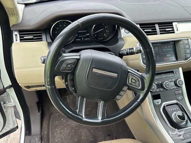 2016-land-rover-range-rover-image-12