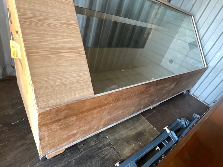 #4705-•-wooden-display-case-image-10