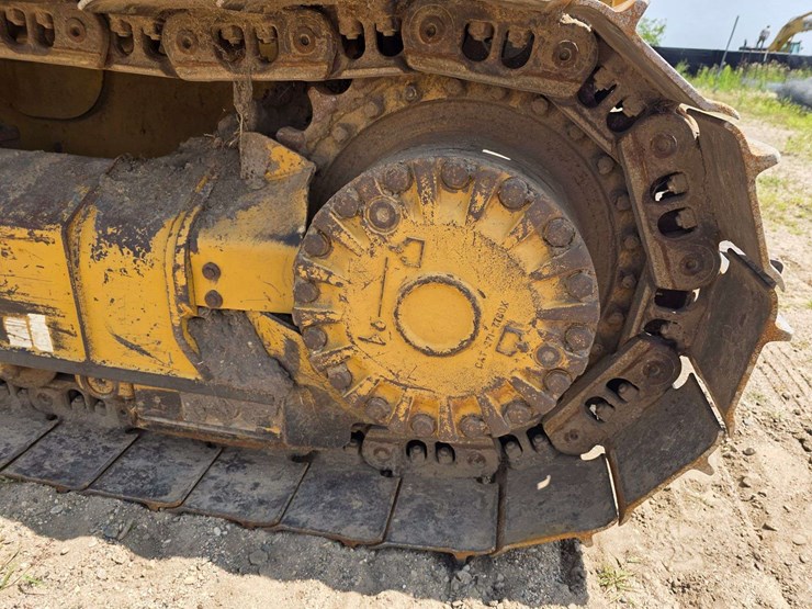 2008-caterpillar-c4.4-image-27