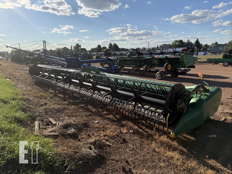 2019-john-deere-745fd-image-6