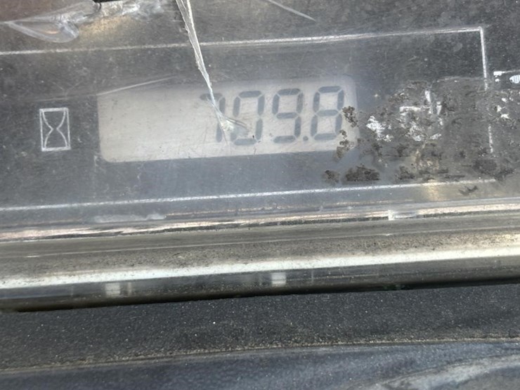 2020-caterpillar-gc40k-image-38