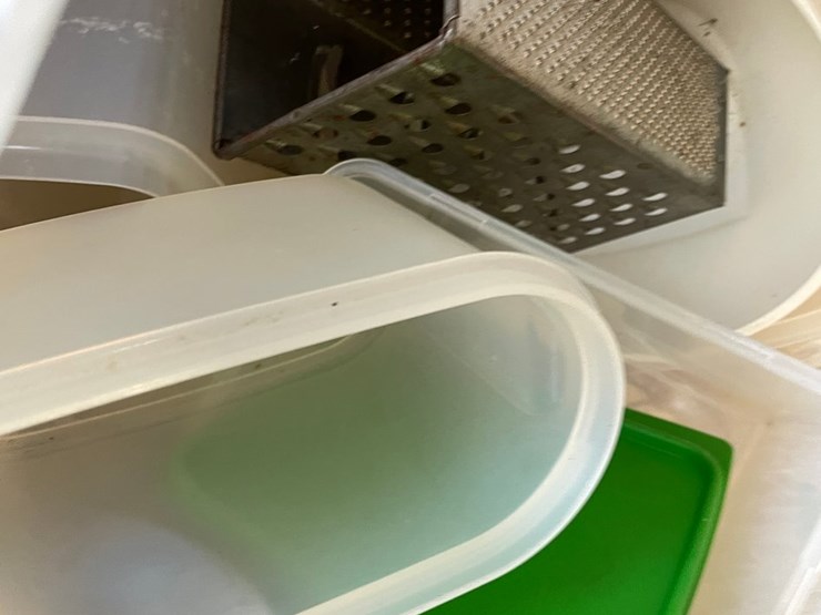#4717-•-kitchen-items-image-15