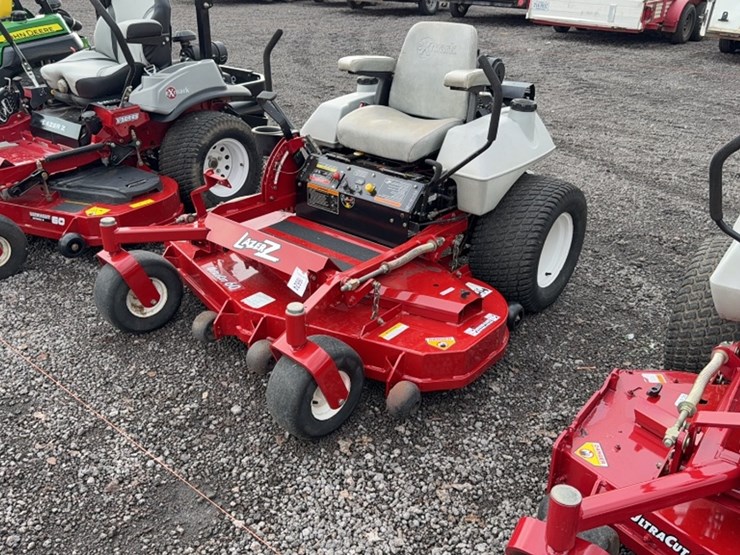 #3092-•-exmark-lazer-z-zero-turn-mower-image-1