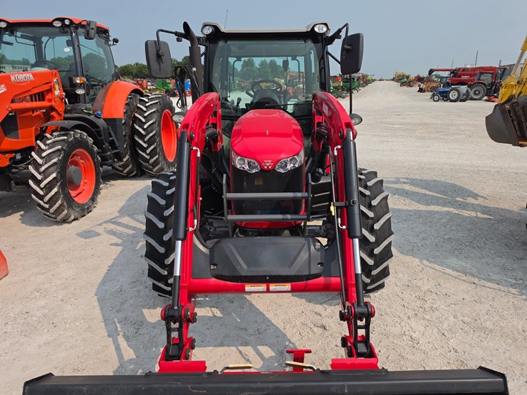 2021-massey-ferguson-4710-image-4