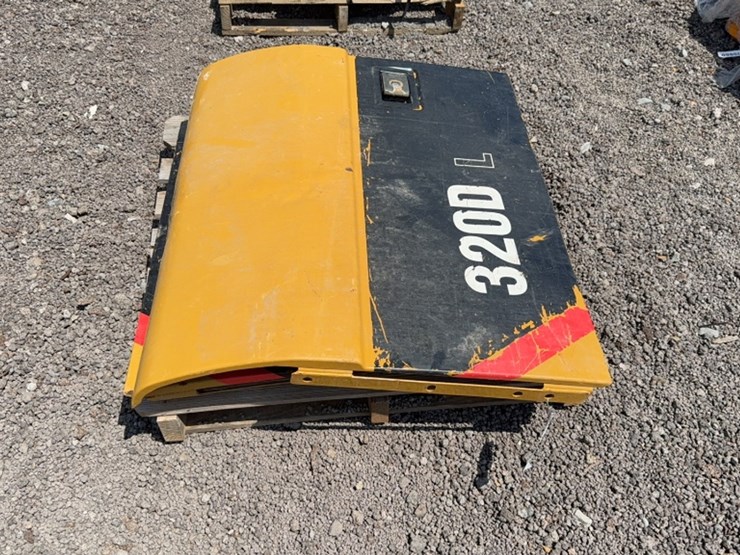 caterpillar-320dl-image-1