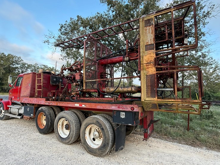 2004-western-star-4900-image-8