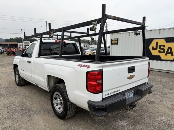 2017-chevrolet-silverado-1500-image-6