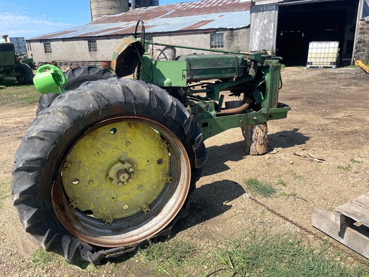 john-deere-70-image-4