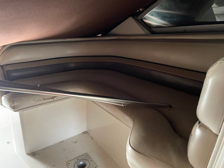 #2798-•-1999-chaparral-signature-27-cabin-cruiser-boat-image-48