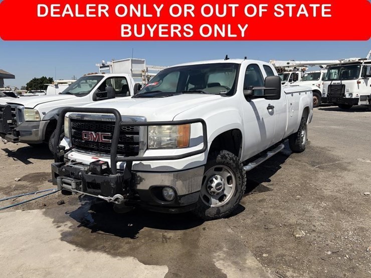 2012-gmc-sierra-2500-image-1