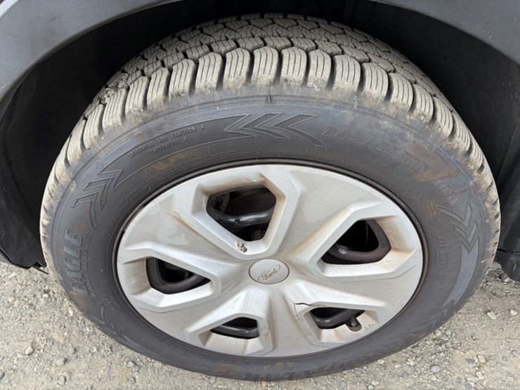 2014-ford-explorer-image-17