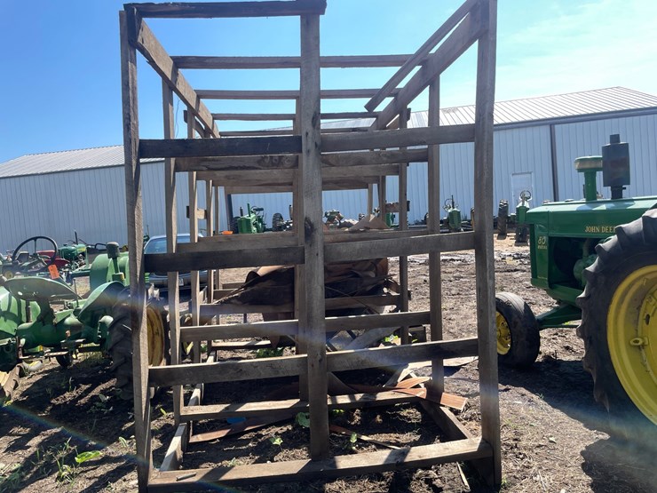 #4683-•-assortment-of-lumber-image-5
