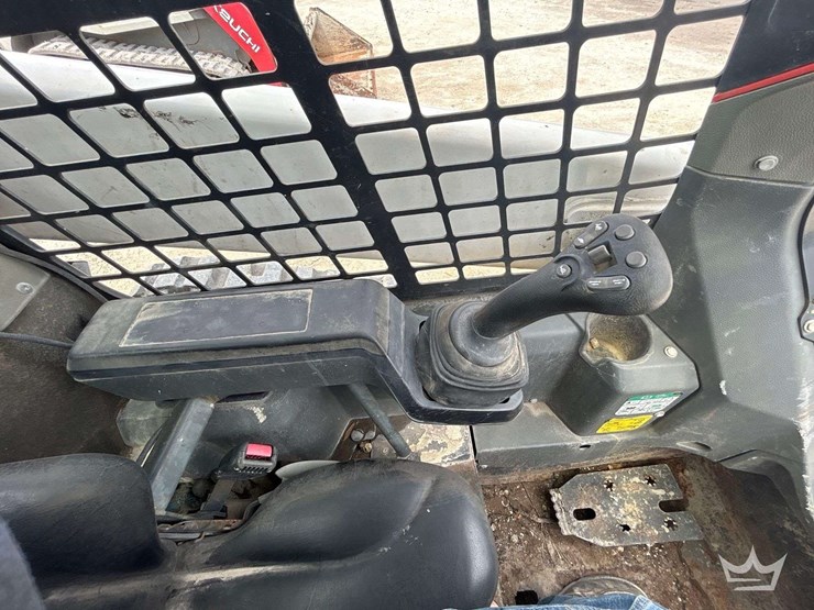 2021-bobcat-t62-image-14