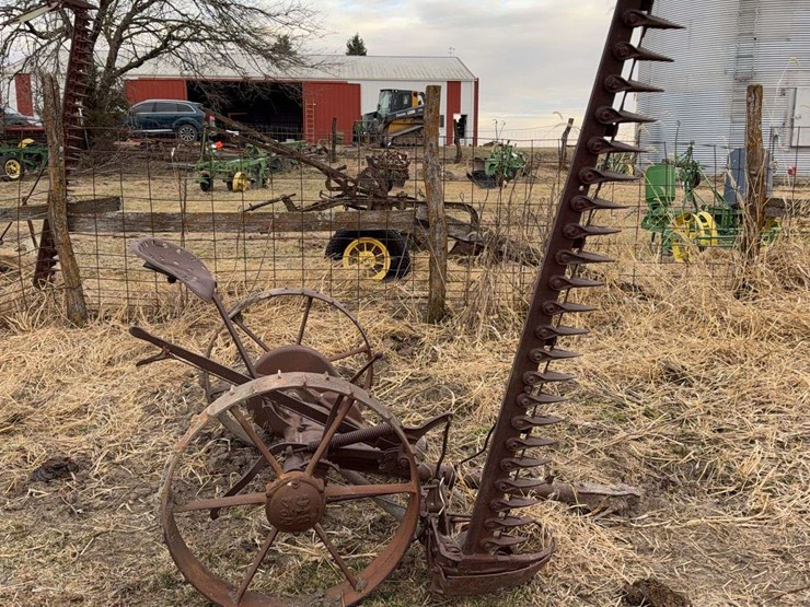 john-deere-no.-4-sickle-bar-mower-image-6