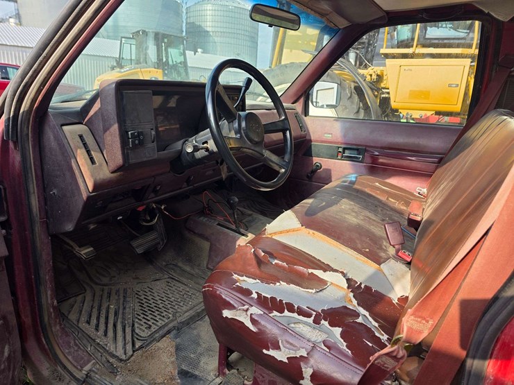 1989-chevrolet-cheyenne-3500-image-30