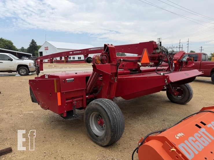 massey-ferguson-1375-image-7