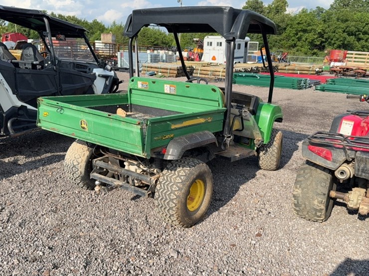 2012-john-deere-gator-image-7