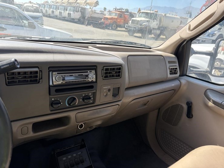 2004-ford-f350-image-20