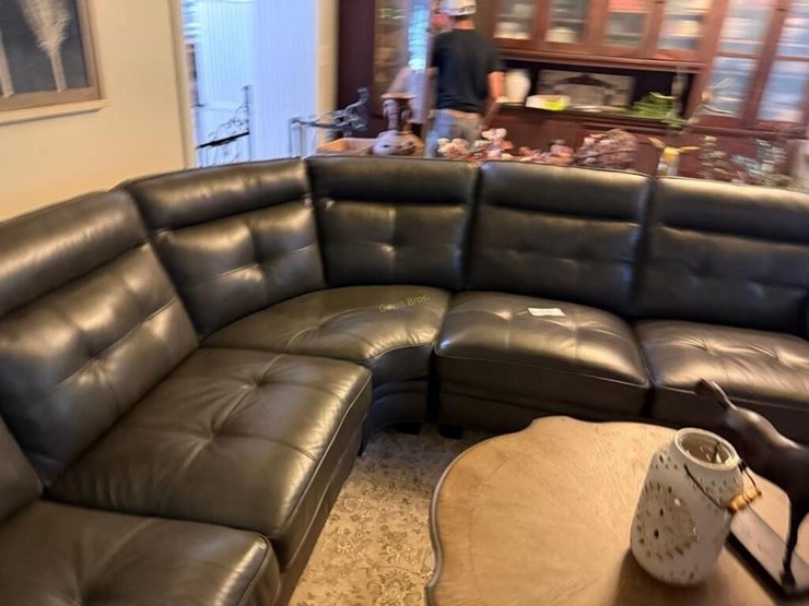 corner-couch-image-3