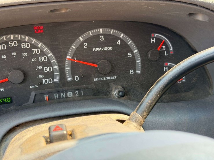 2004-ford-f150-image-48