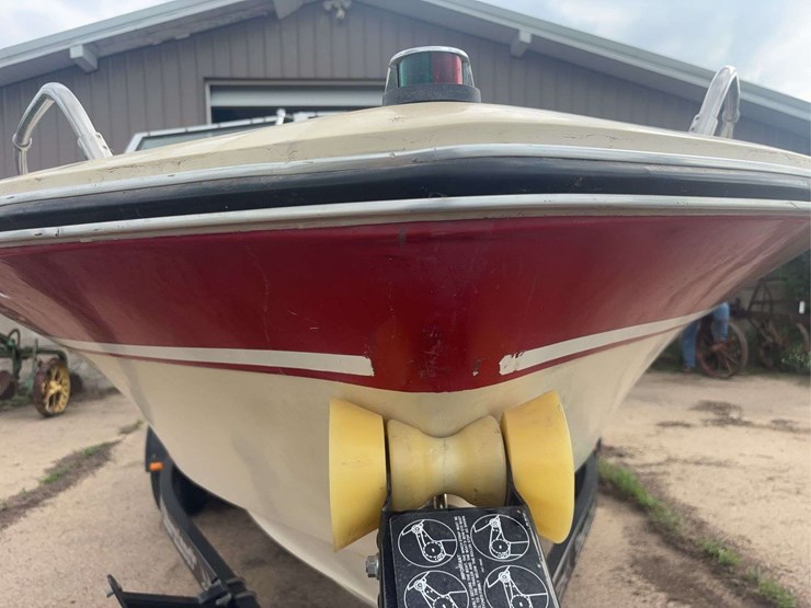 18’-cobalt-boat-and-trailer-image-45
