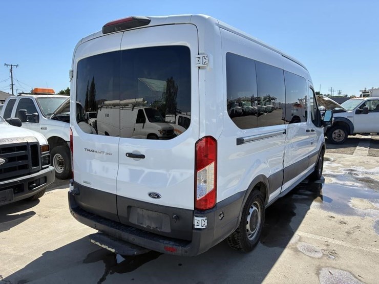 2018-ford-transit-image-3