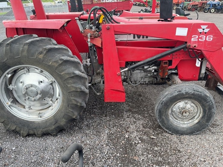 massey-ferguson-265-image-4