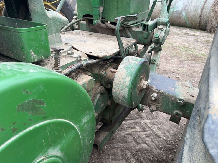 john-deere-70-image-44