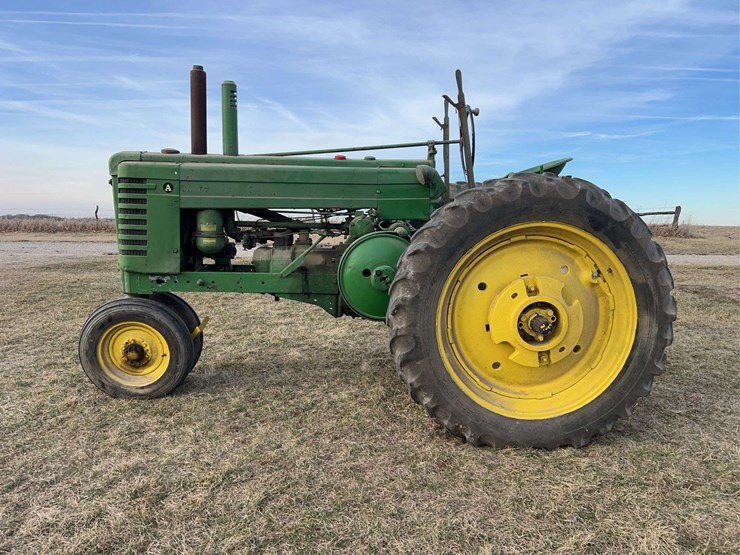 john-deere-model-a-image-2