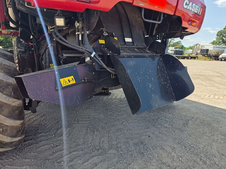 2013-case-ih-8230-image-82