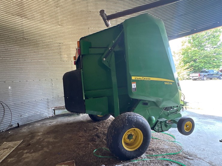 john-deere-560m-image-8