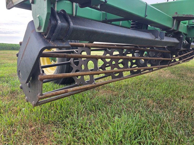 john-deere-200-image-20