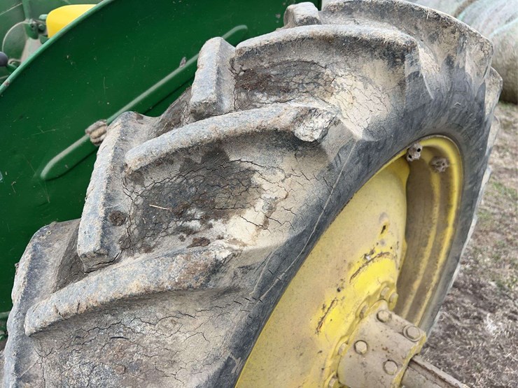 john-deere-mt-image-48
