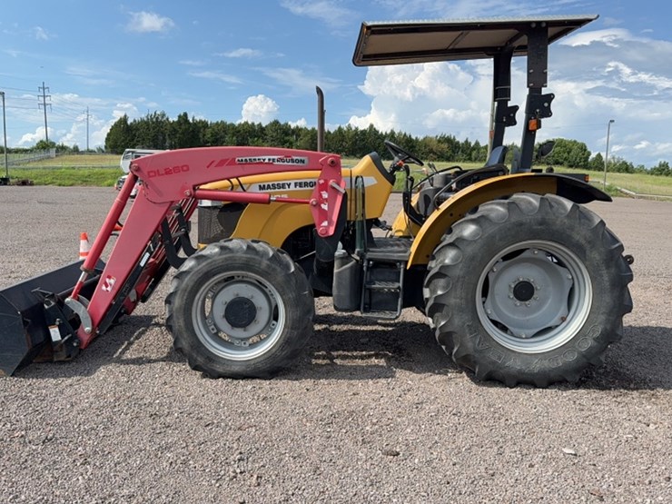 #3024-•-massey-ferguson-mf3635-tractor-image-14