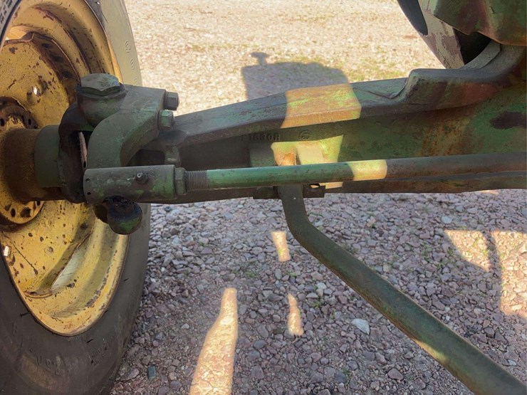 john-deere-70-image-35