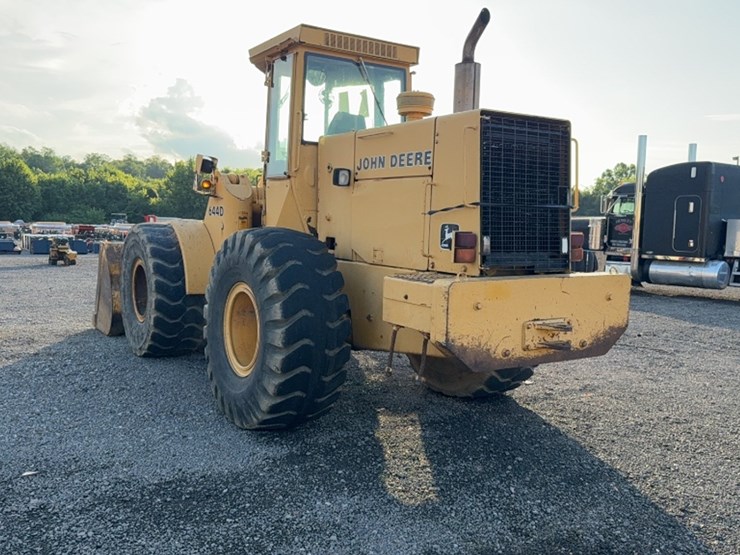 deere-644d-image-10