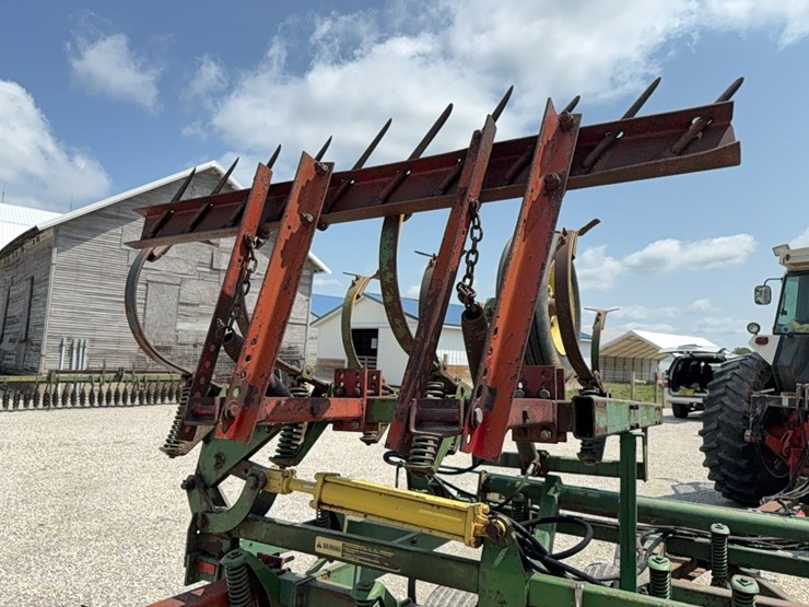john-deere-1010-image-9