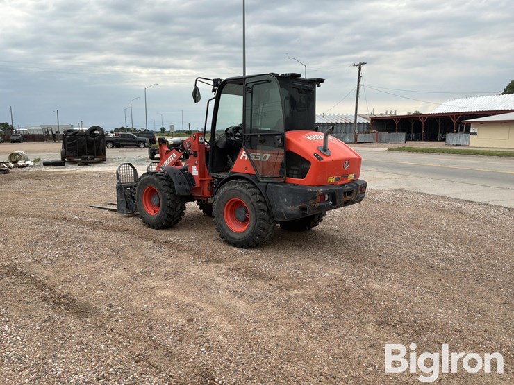2019-kubota-r630-image-7