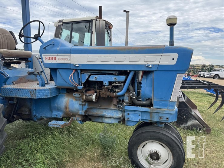 ford-5000-image-8