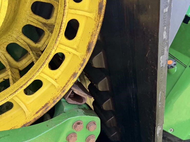 2017-john-deere-9570rx-image-54