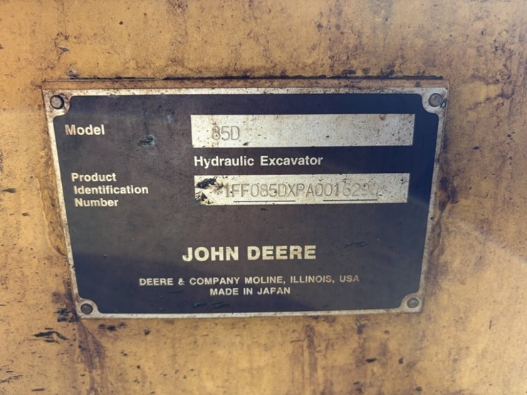 2011-deere-85d-image-21