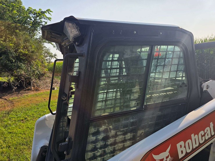 2021-bobcat-s76-image-49