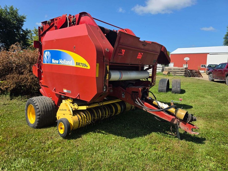 new-holland-br7090-image-1