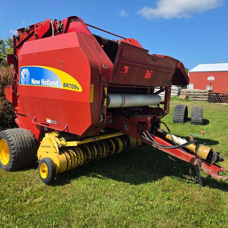 NEW HOLLAND BR7090